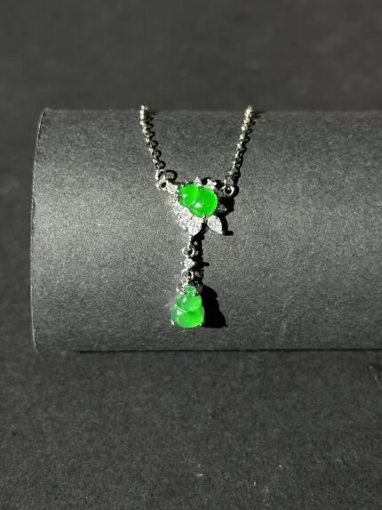 myglowjewels Natural Jadeite Pendant Necklace,S925 Silver Pendant,Healing Jewelry,Women’s Pendant Necklaces, Fashion Jewelry