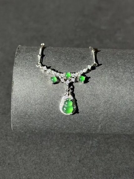 myglowjewels Natural Jadeite Pendant Necklace,S925 Silver Pendant,Healing Jewelry,Women’s Pendant Necklaces, Fashion Jewelry